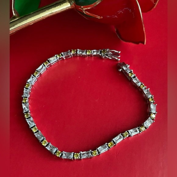 925 Silver Bracelet,Silver Bracelet. - Picture 3 of 10